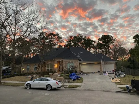 Temple Roofing and Restoration Logo