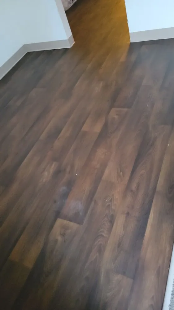 Slide of Tenelmas Floorings