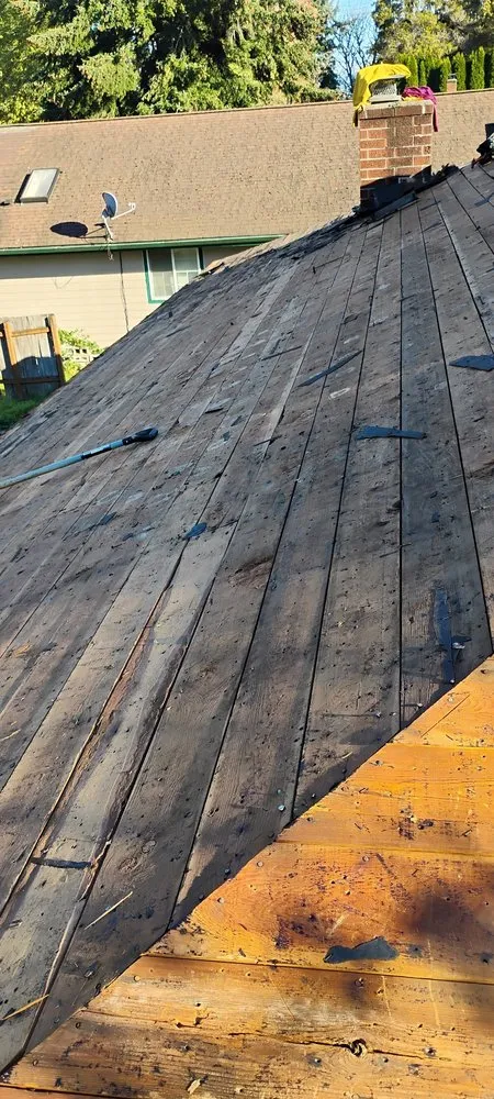 Slide of Tennessee Roofing & Exteriors