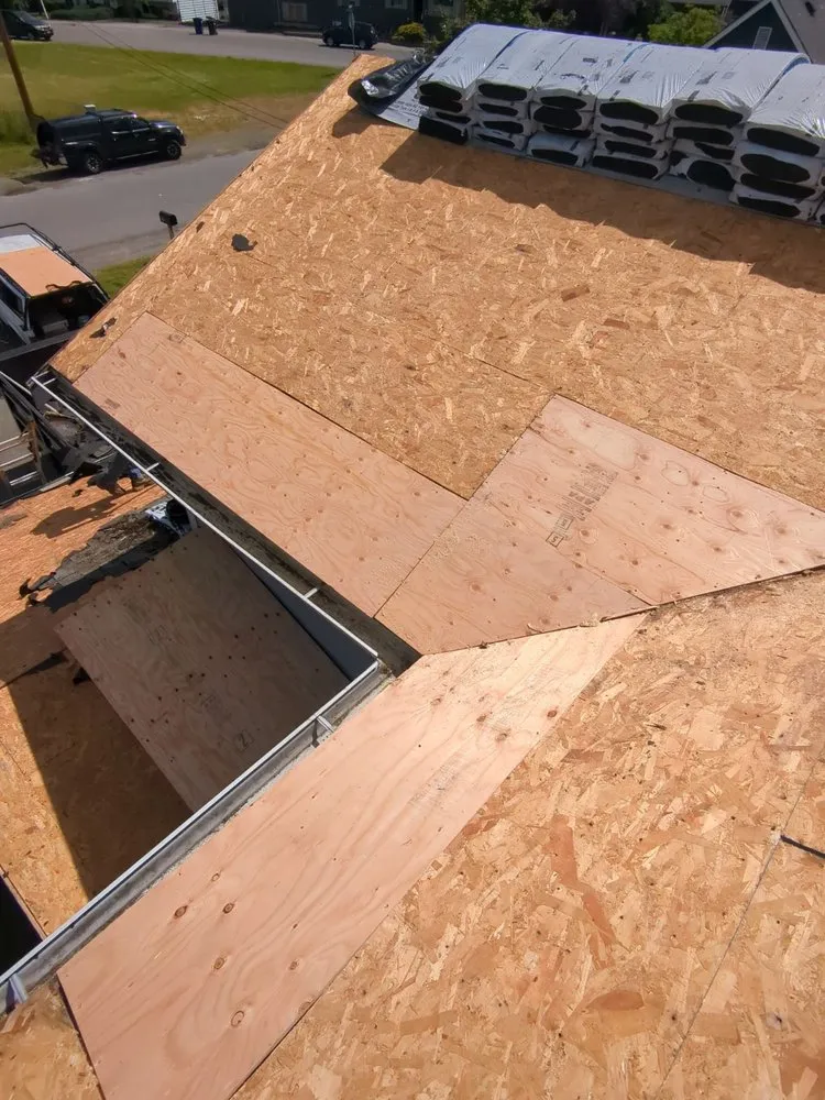 Slide of Tennessee Roofing & Exteriors