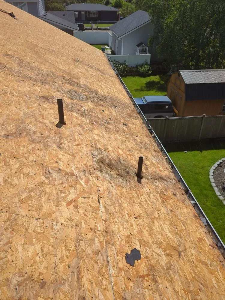 Slide of Tennessee Roofing & Exteriors