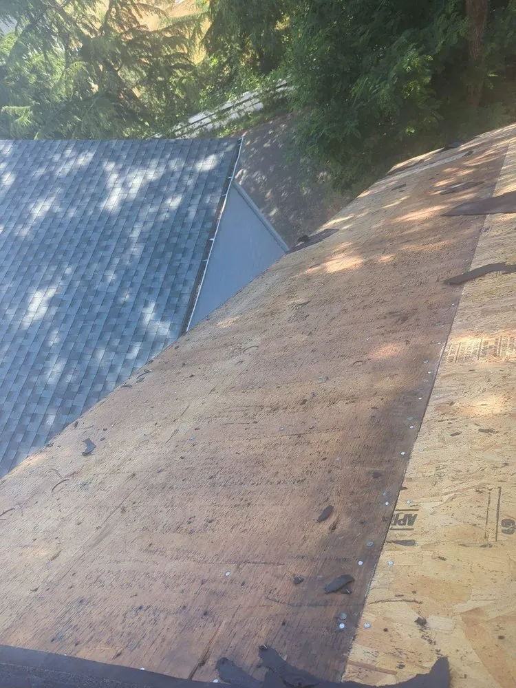 Slide of Tennessee Roofing & Exteriors