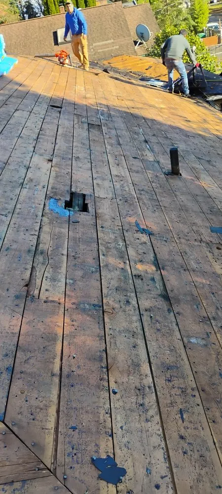 Slide of Tennessee Roofing & Exteriors