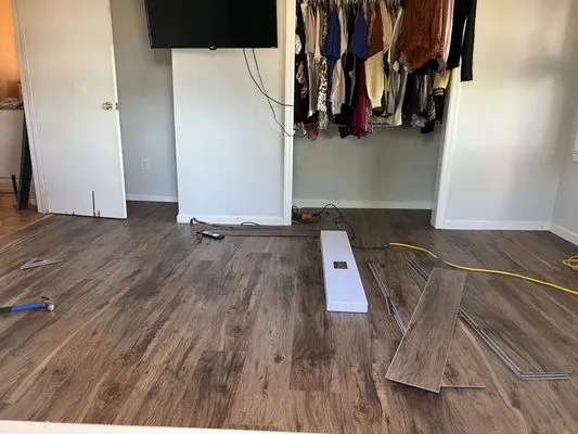 Tepole Home Improvement Logo