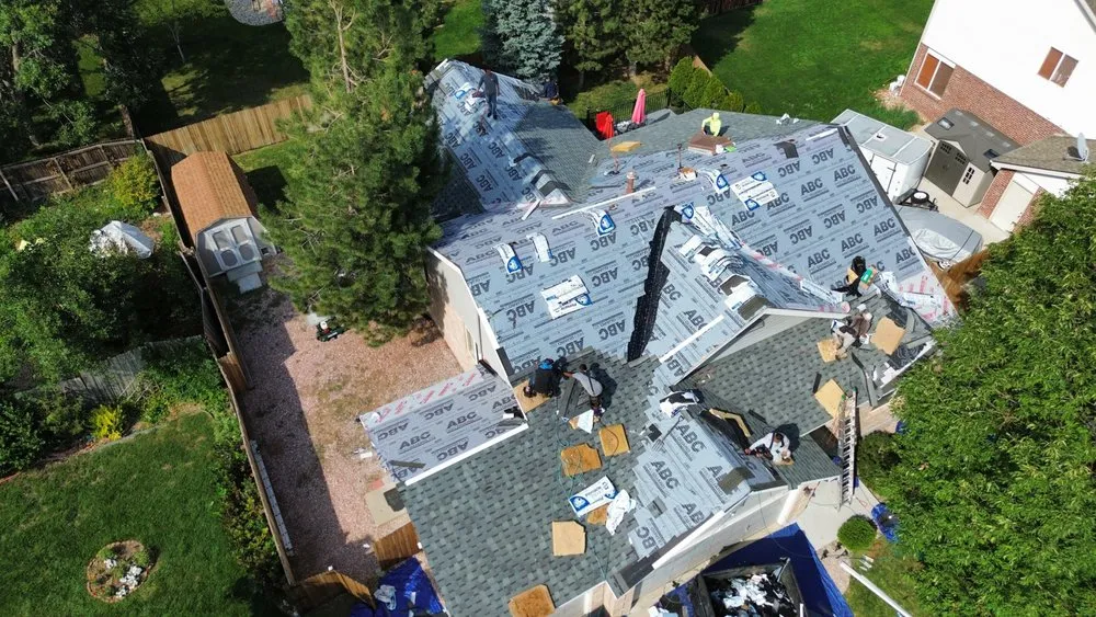 Slide of Tepuy Roofing