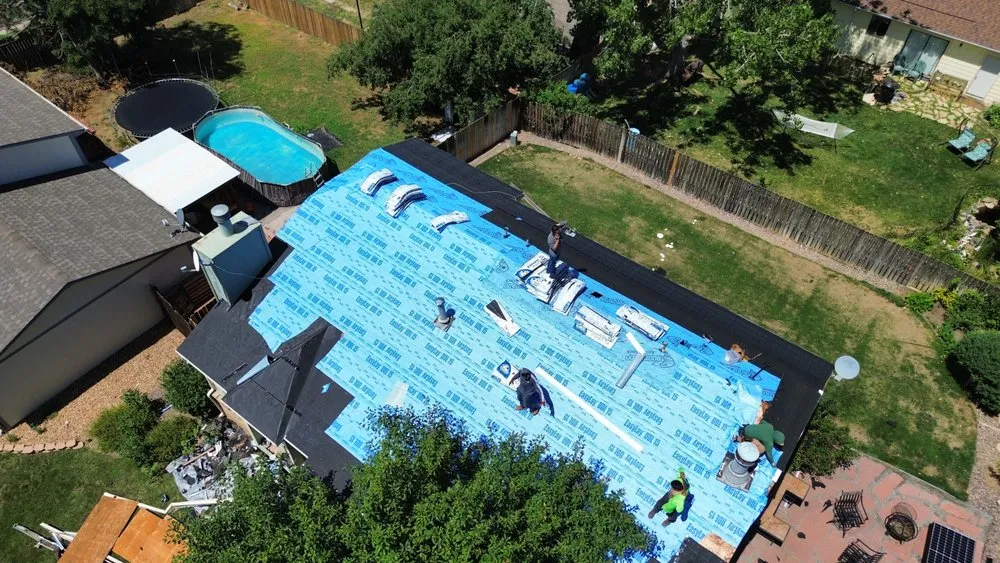 Slide of Tepuy Roofing