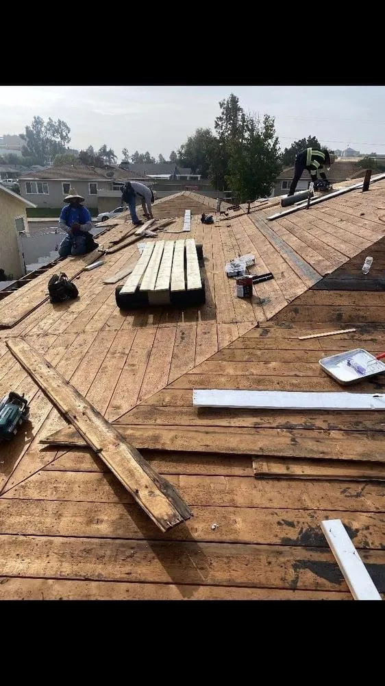 Slide of Terrazas Roofing