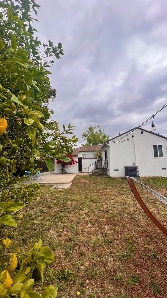 Slide of Terrazas Roofing