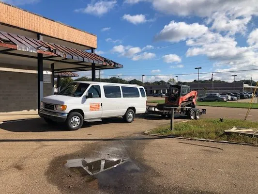 Terrell's Roofing & Home Repairs Logo