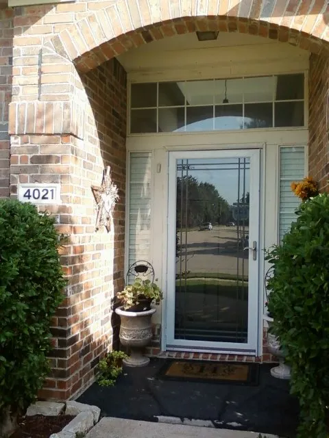 Slide of Terres Screen Repairs