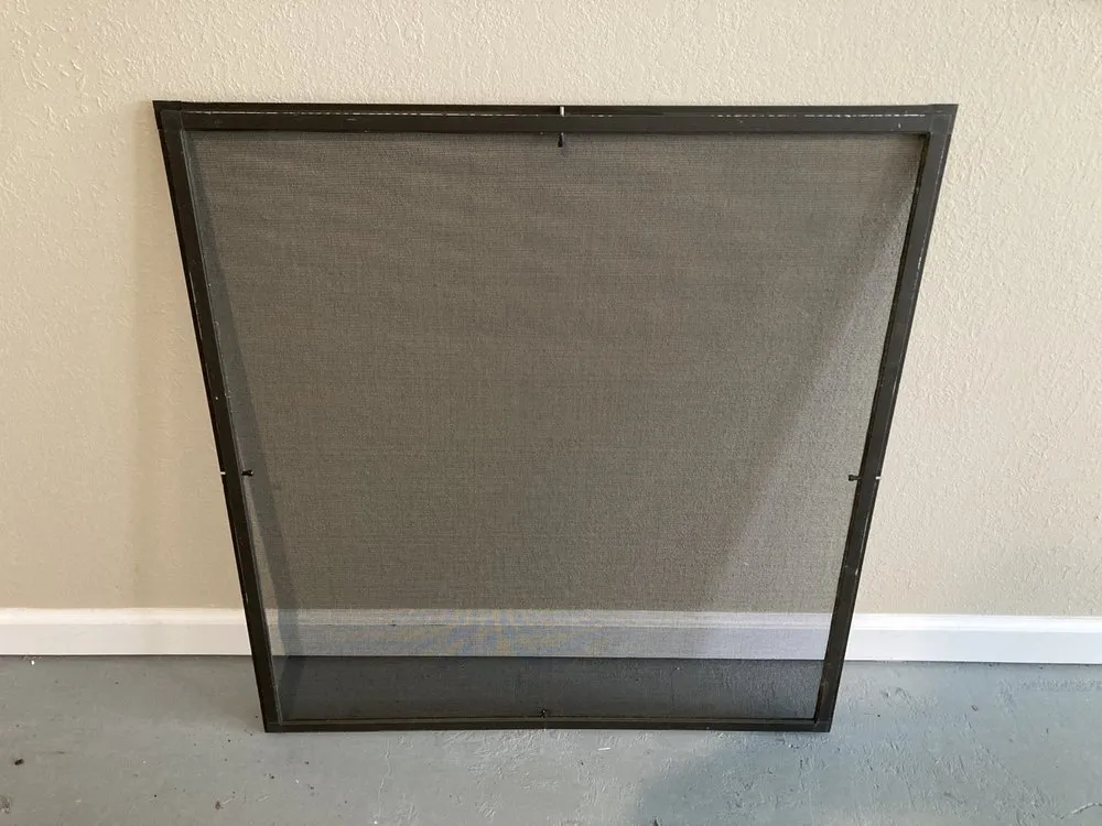 Slide of Terres Screen Repairs