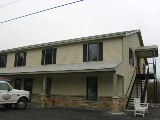 Terry Asbury Roofing Logo