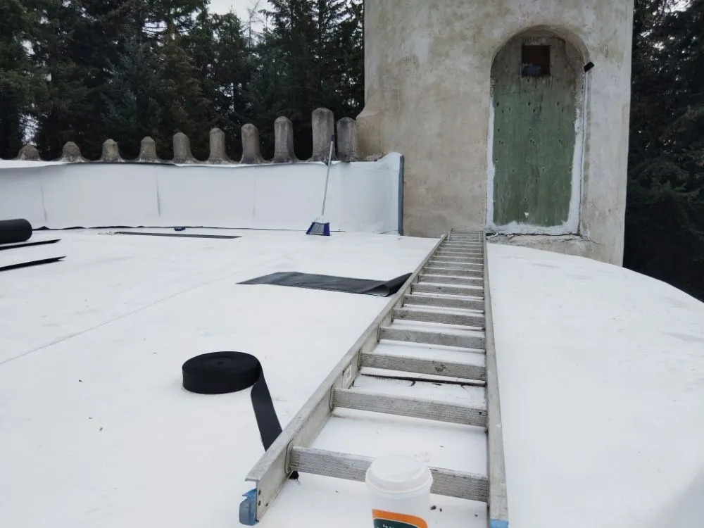 Slide of Terry Ewell the Roofer