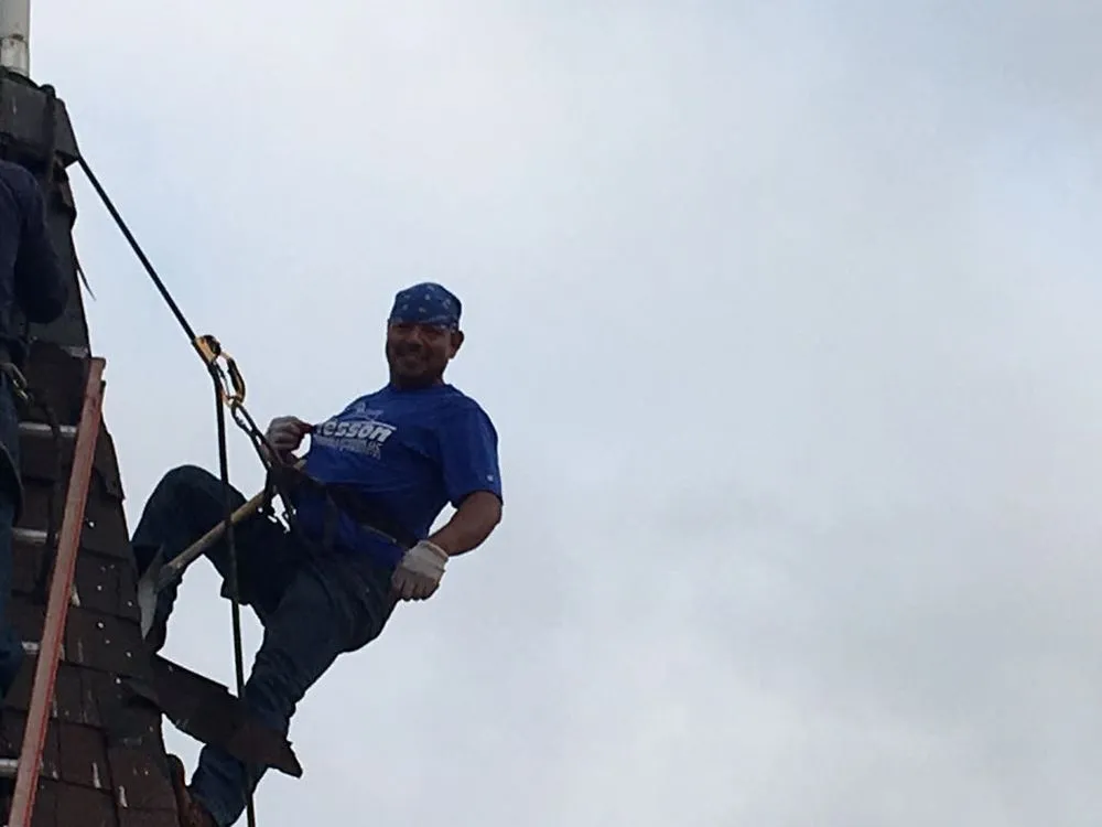 Slide of Tesson Roofing & Exteriors