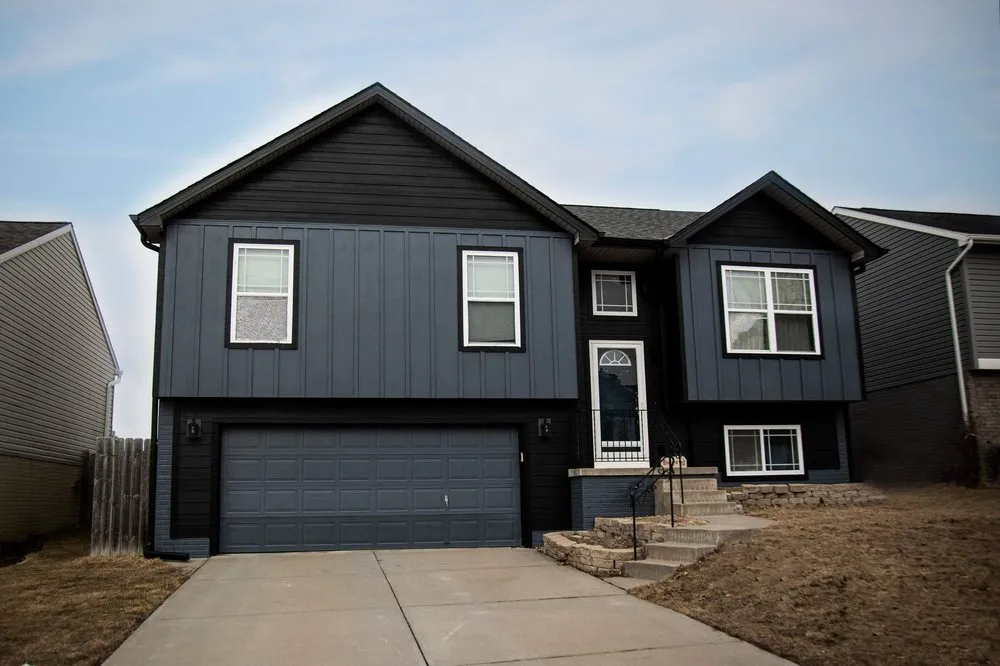 Slide of Tevelde and Co