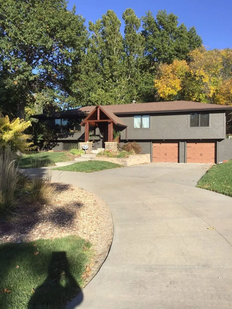 Slide of Tevelde and Co