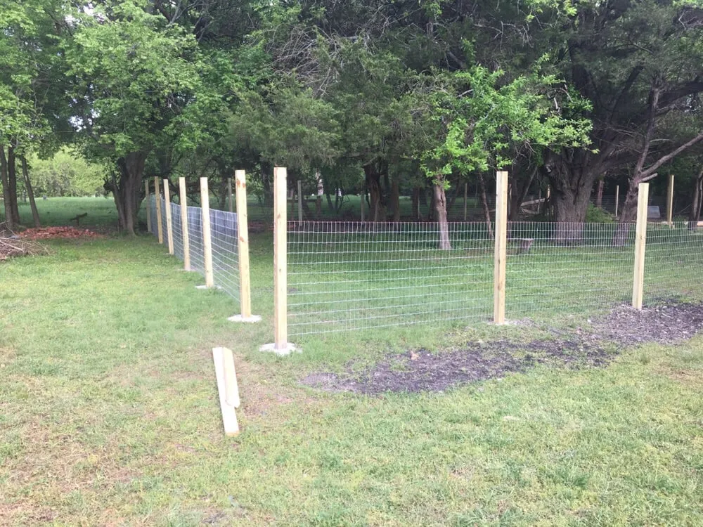 Slide of Tex Fencing and Roofing