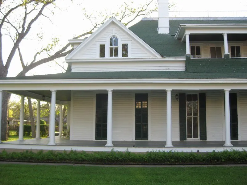 Slide of Tex Roofing