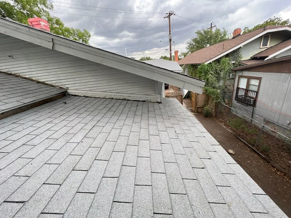 Slide of Texan Roofing Pro