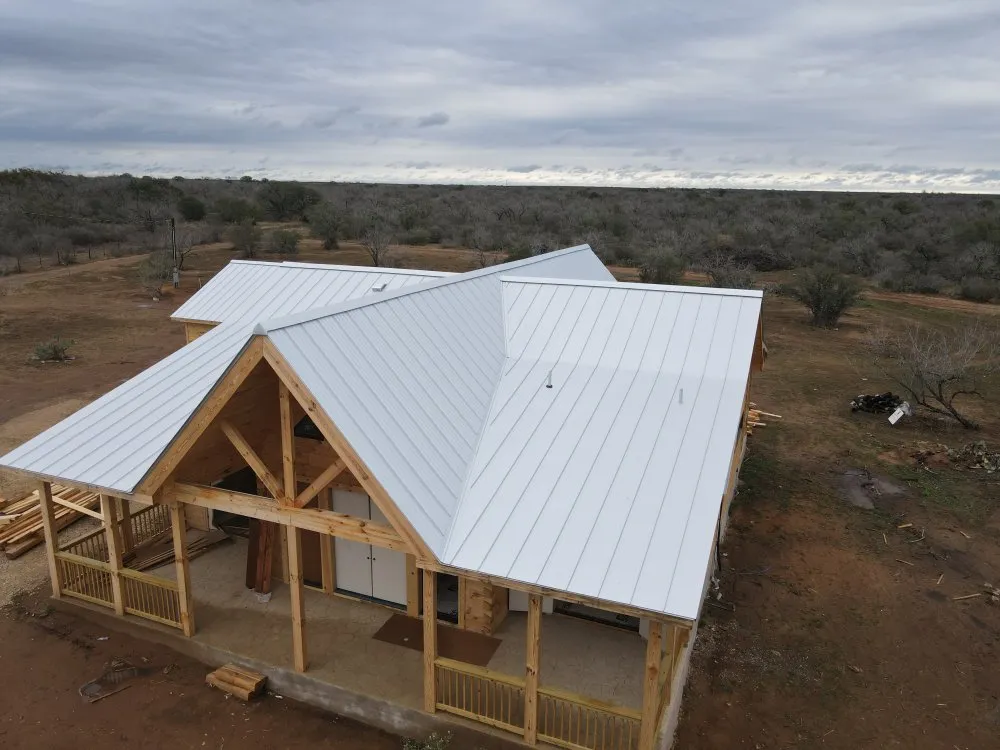 Slide of Texan Roofing Pro