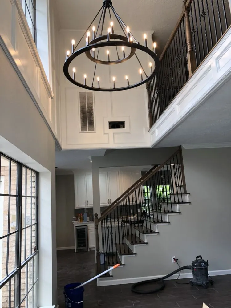 Slide of Texas Building & Roofing