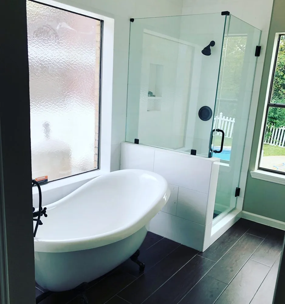 Slide of Texas Building & Roofing