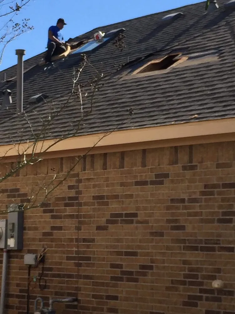 Slide of Texas Building & Roofing