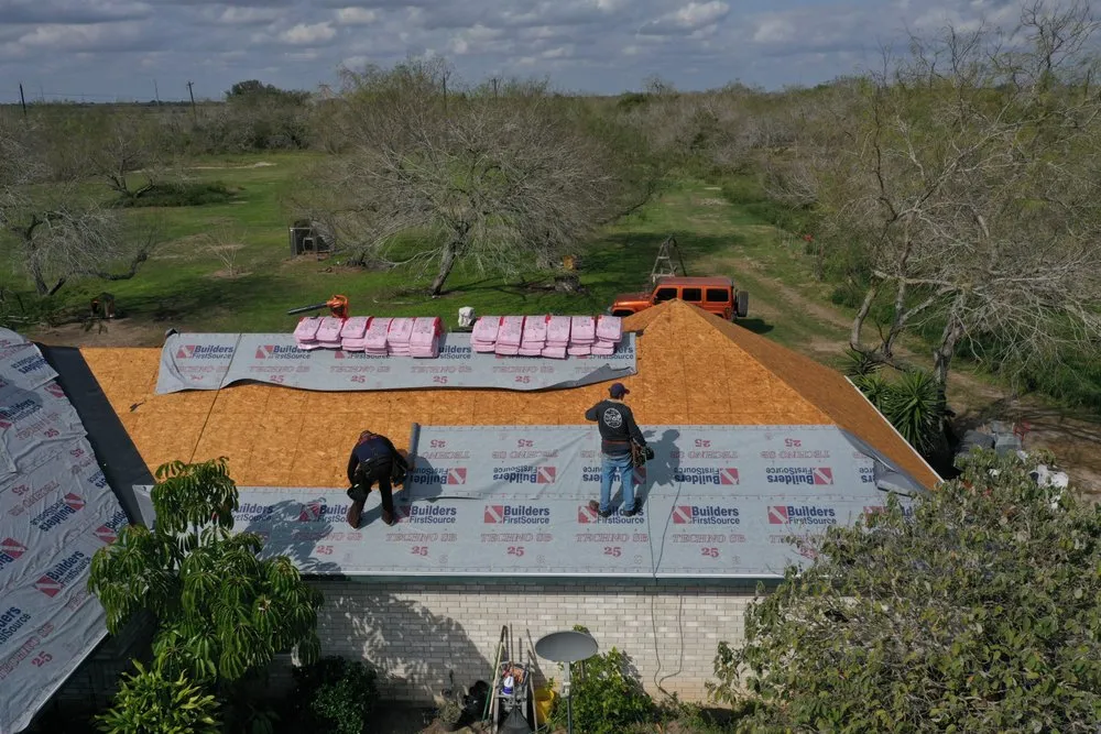 Slide of Texas Contractors