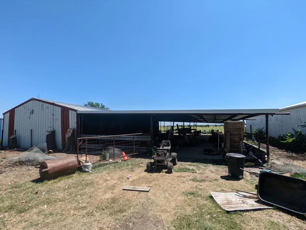 Reliable shingle roofing service for fast service in Covington, TX by Texas Metal Master