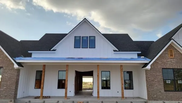 Texas Reliable Roofing Logo