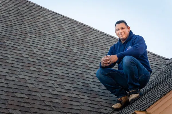 Texas Roof Masters & Construction Co. Logo