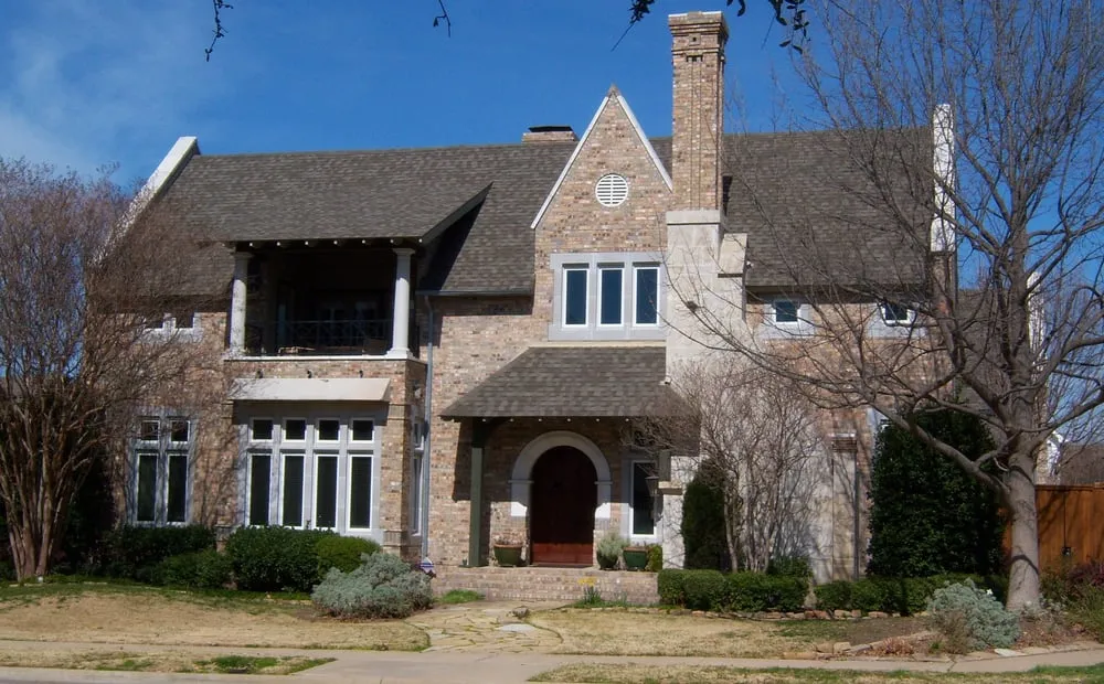 Slide of Texas Star Roofing