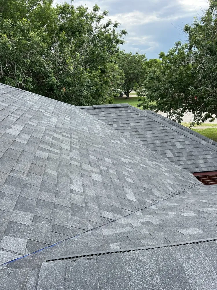Emergency roof repair in Dale, TX - Texas Summit Roofing