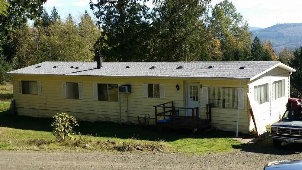 Slide of T&G Roofing