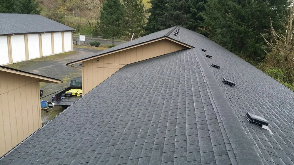 Slide of T&G Roofing