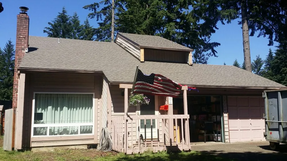 Slide of T&G Roofing