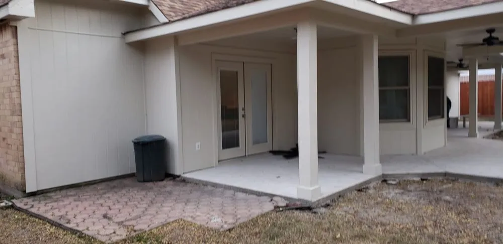 Slide of T&H General Contractor