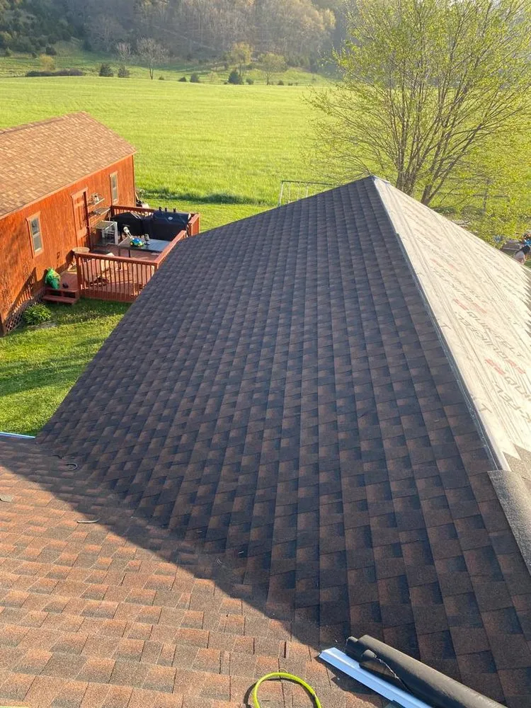 Slide of T&H Home Improvements