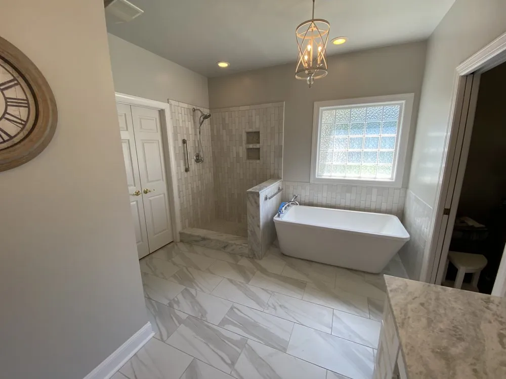 Slide of T&H Home Improvements