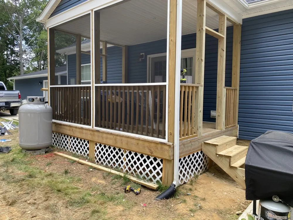 Slide of T&H Home Improvements