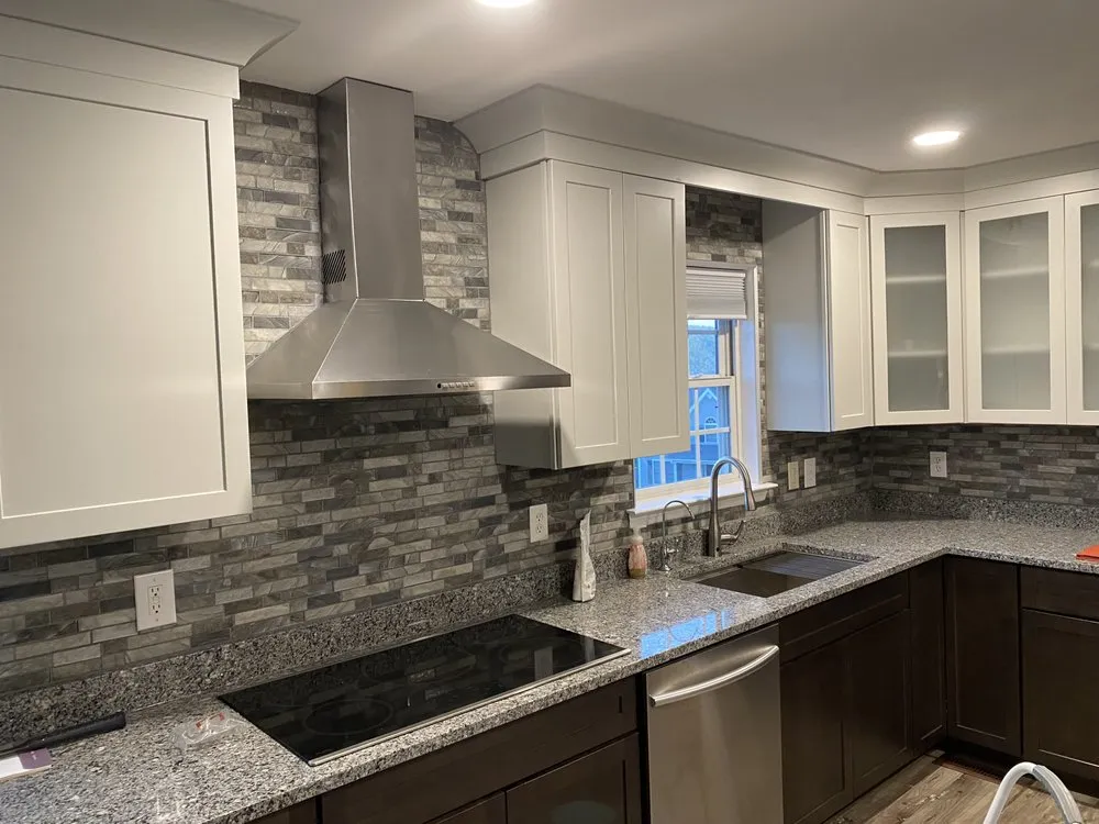 Slide of T&H Home Improvements