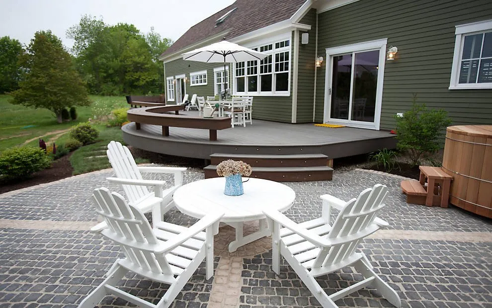 Slide of TH Remodeling & Renovations