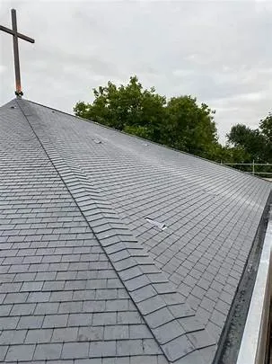 Slide of TH Roofing and Construction