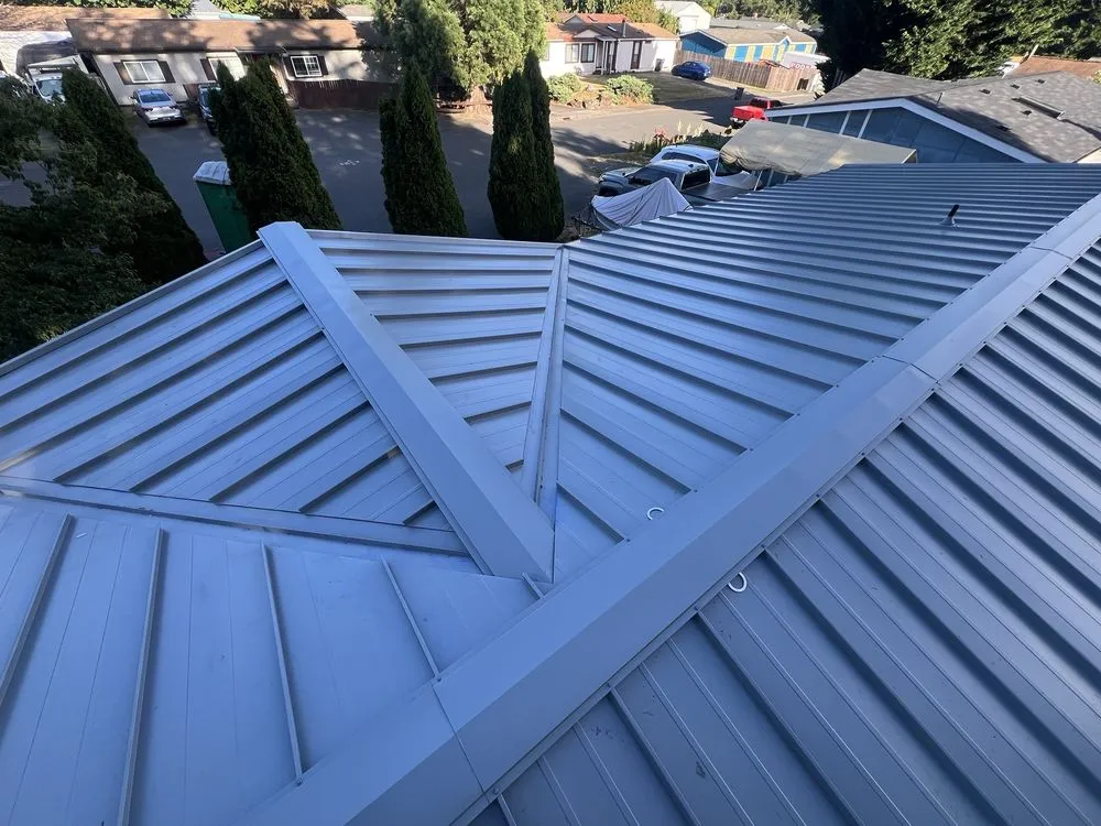 Slide of TH Roofing Company