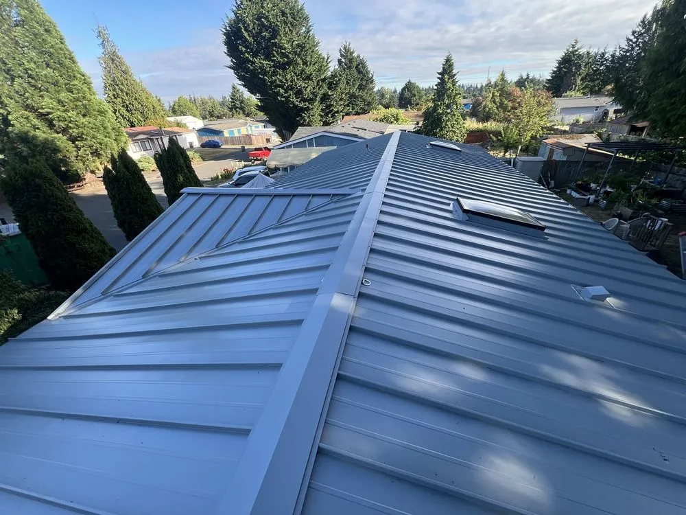 Slide of TH Roofing Company