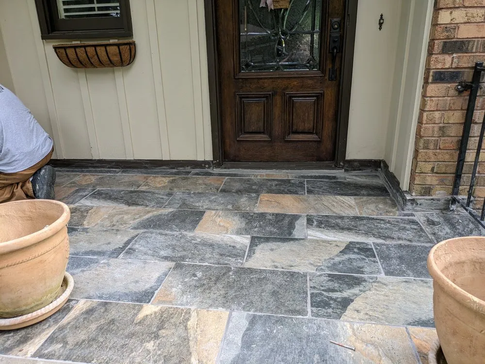 Slide of THA House Dr