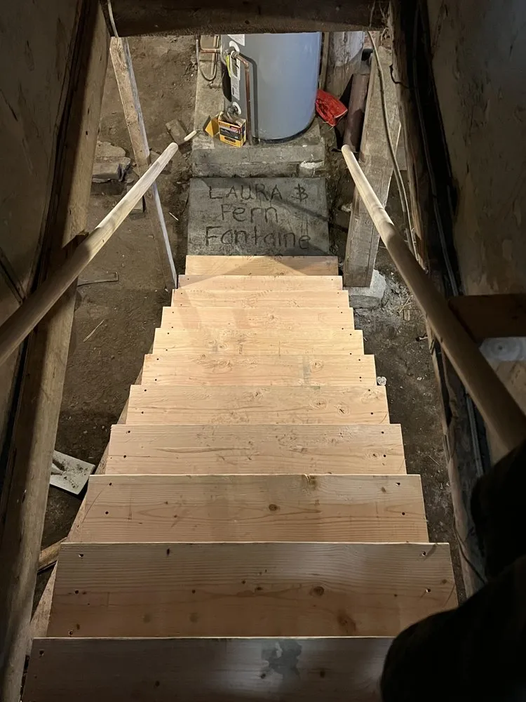 Slide of That Jon & Family Custom Carpentry