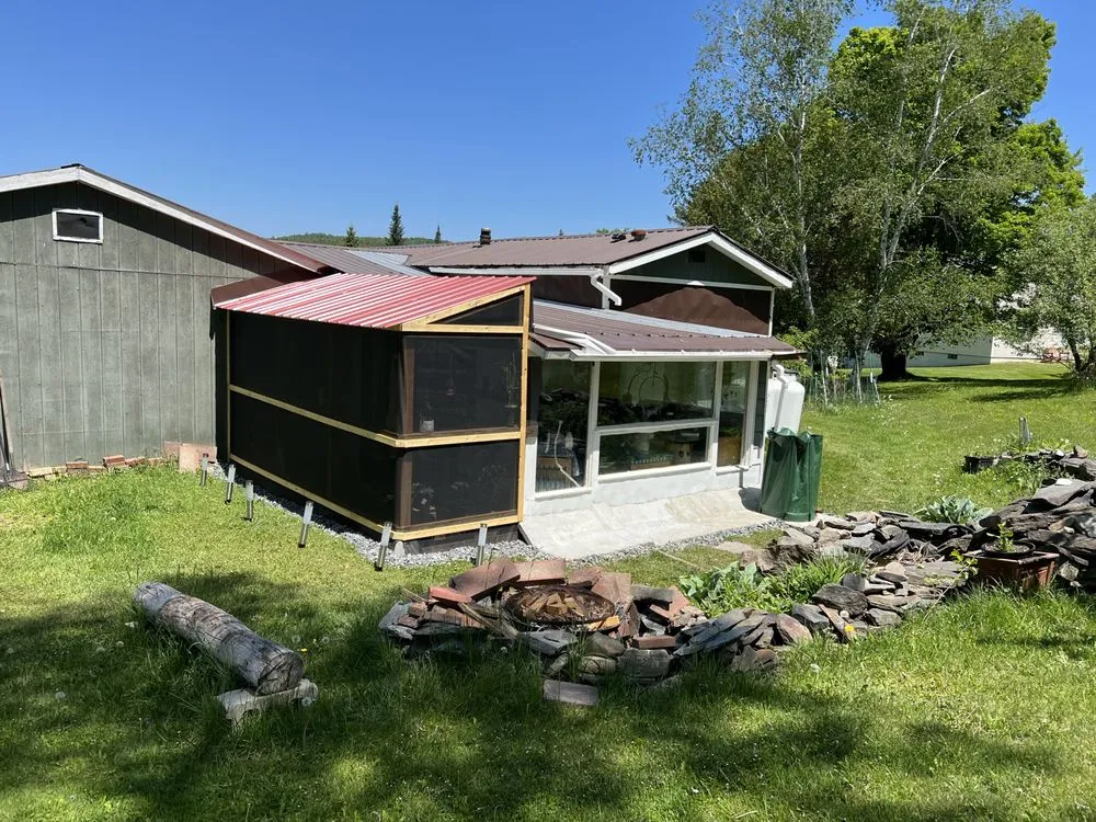 Slide of That Jon & Family Custom Carpentry