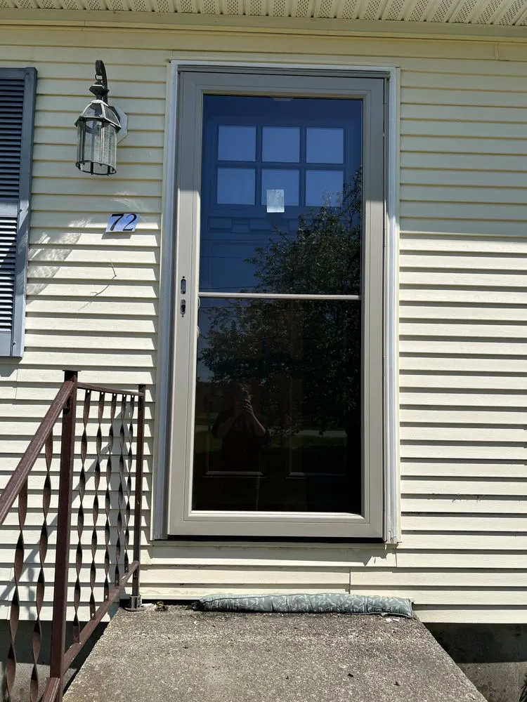 Slide of That Jon & Family Custom Carpentry