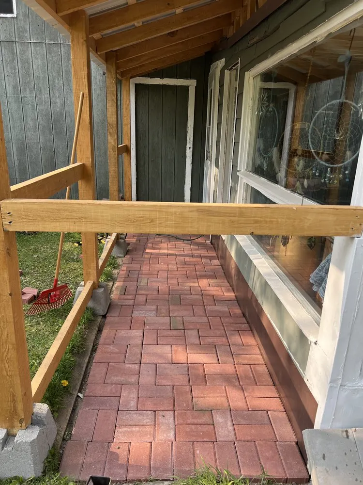 Slide of That Jon & Family Custom Carpentry